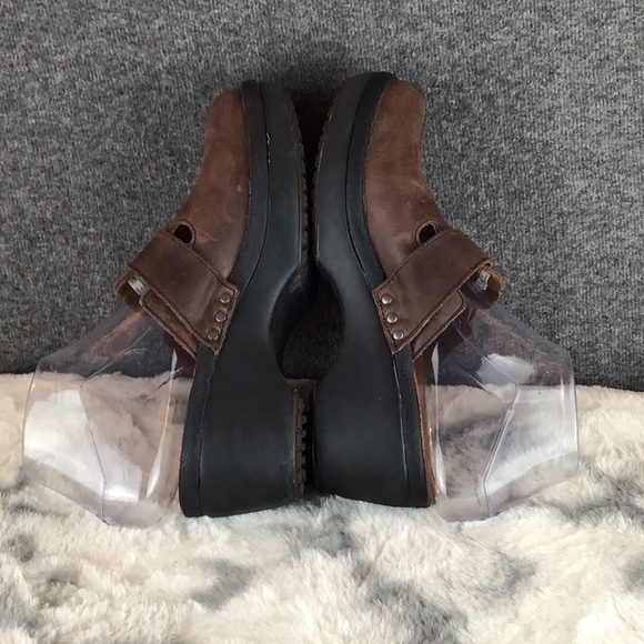 CROCS Brown Leather Clogs Mules with Buckle Sz 8 - Picture 7 of 11
